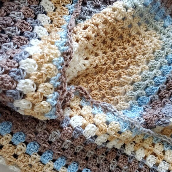 Crochet BABY BLANKET AFGHAN Lap Granny Square 30"x 30" Beige Blue Gray Brown New - Picture 2 of 13